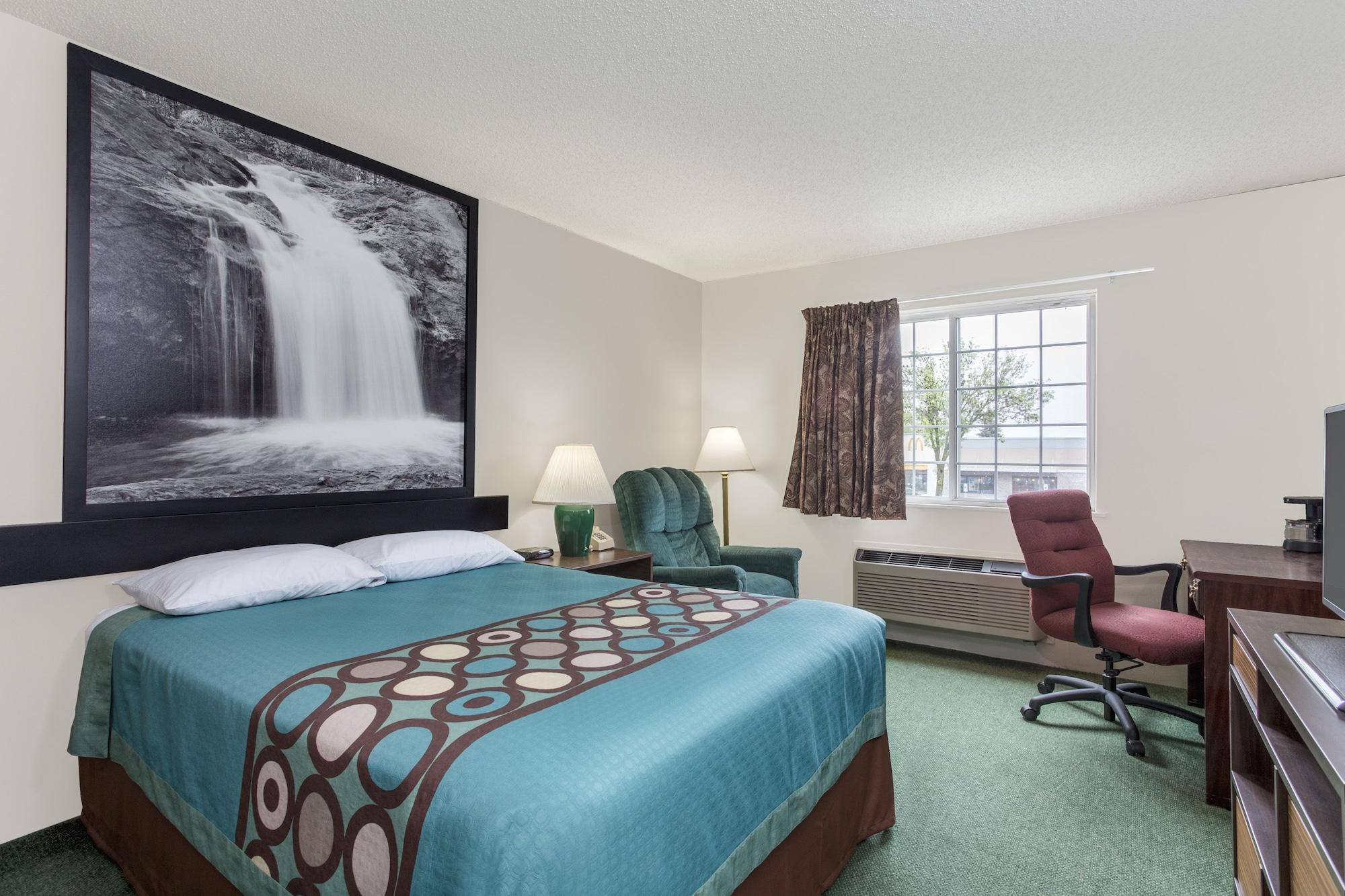 Super 8 By Wyndham Reedsburg Hotel Luaran gambar